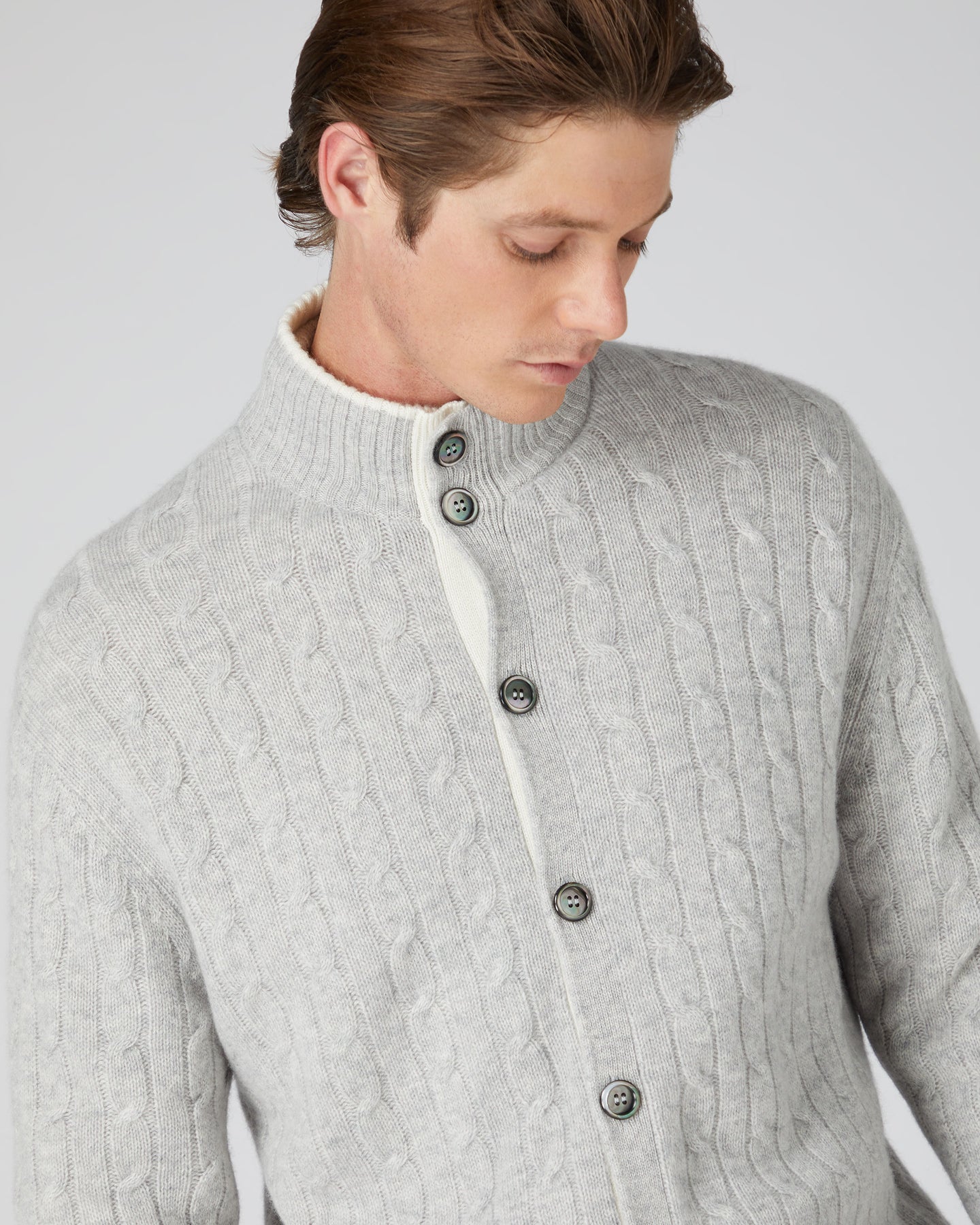 Men's Cable Button Cashmere Cardigan Fumo Grey + New Ivory White | N.Peal