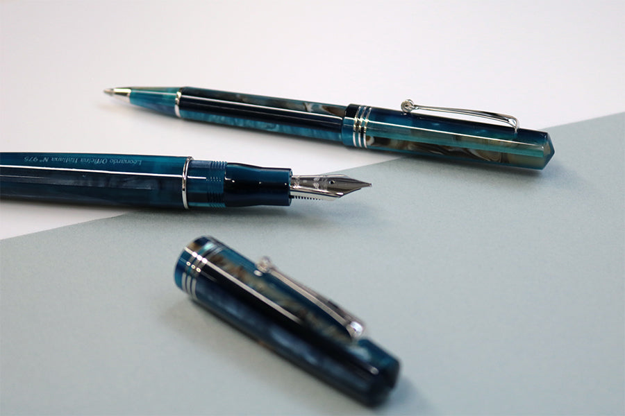Leonardo Officina Italiana Moment Zero Hawaii Blue Fountain Pen Ballpoint Pen