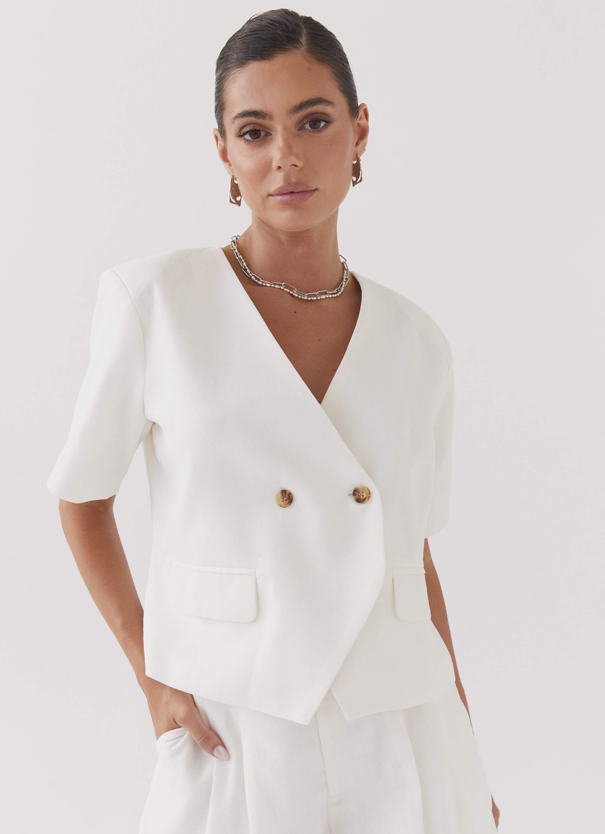 Image of Hacienda Linen Short Sleeve Blazer - White