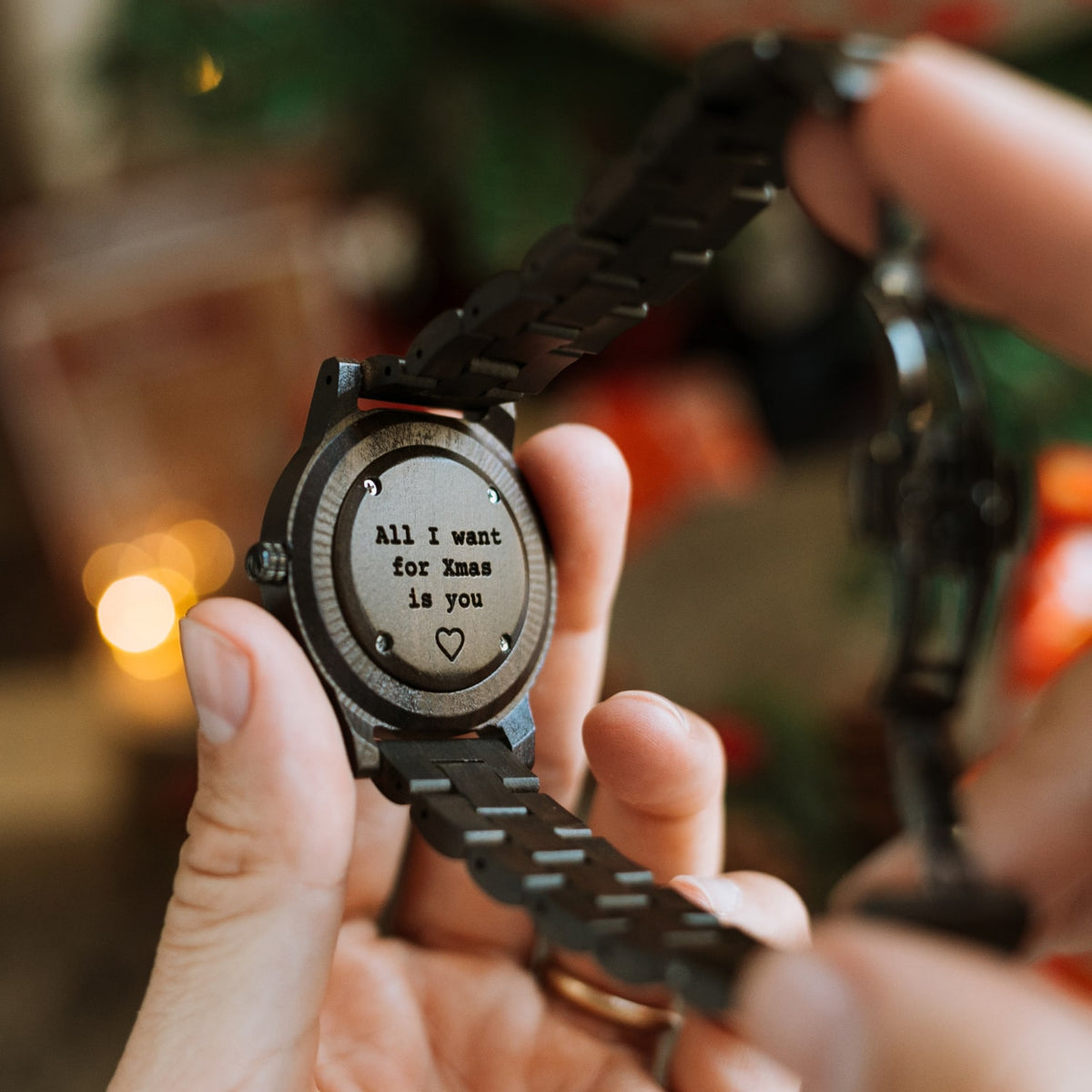 Regala un reloj de madera grabado en Navidad