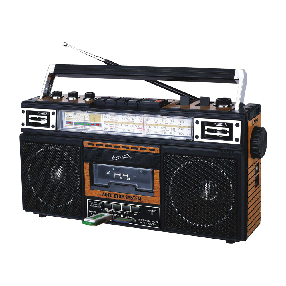 4 Band Radio & Cassette Player + Cassette To Mp3 Converter