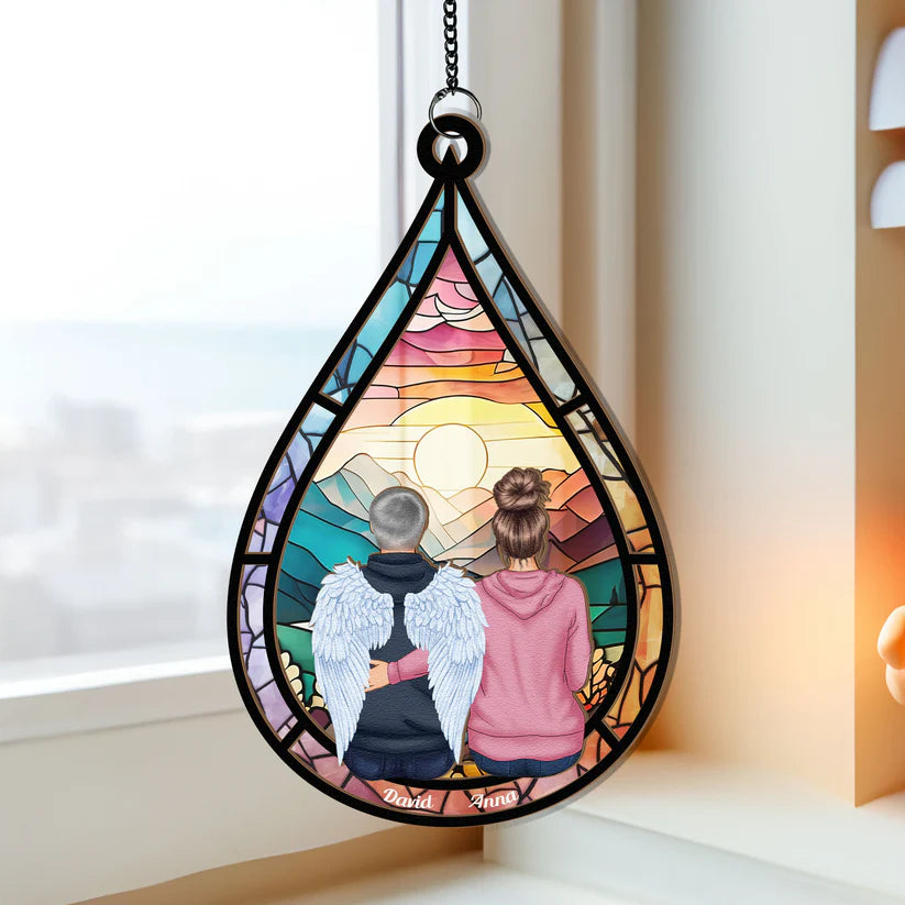 Memorial-Teardrop-Gift-Personalized-Window-Hanging-Suncatcher-Ornament_1.webp__PID:920881c9-e21e-4386-a9e0-13f7336572af