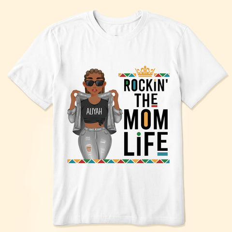 https://cdn.shopify.com/s/files/1/0499/6379/4592/files/Rockin_-The-Mom-Life-Personalized-Shirt_1_large.jpg?v=1691481877