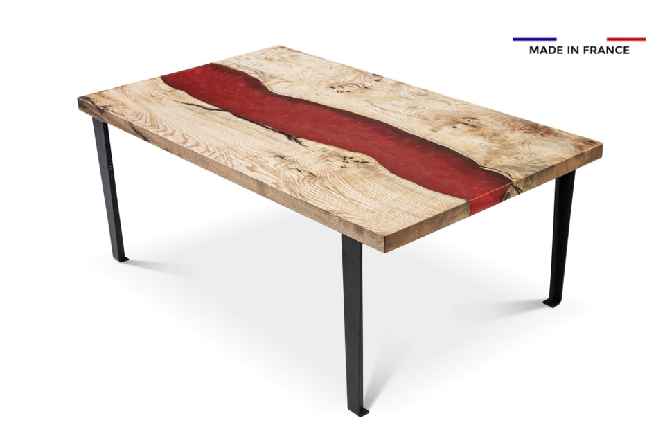 La table L’Authion est fabriquée avec du bois de loupe de frêne français