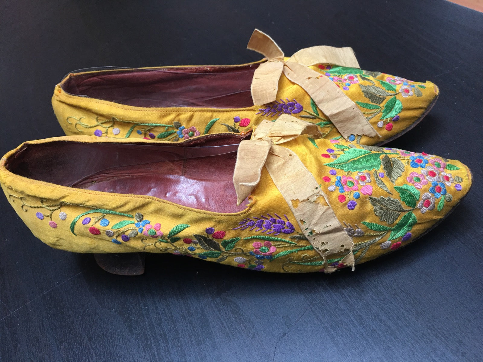 Yellow Silk Satin Cantonese Embroidered Ladies Shoes: C 1840’s, Canton ...