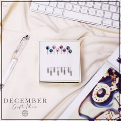 Wirdora December Circle Pin