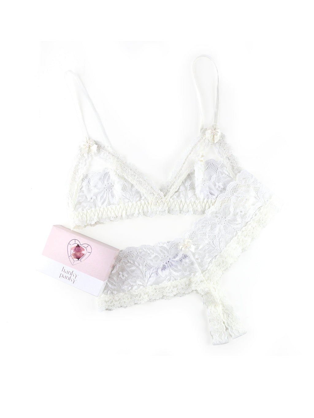 Charming Lace Halter Bralette- Off White – The Pulse Boutique