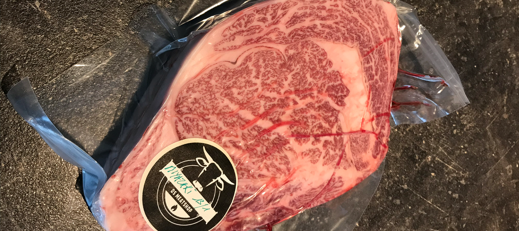 Foto van een Wagyu A5 Miyazaki ribeye steak