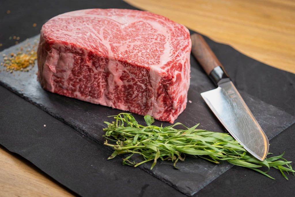 Picture in side view of a Japanese Wagyu steak