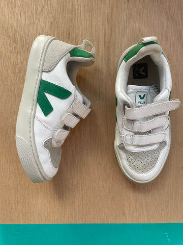 Supplement toekomst tiener Groen-witte sneakers - maat 29-30 – Set est prêt