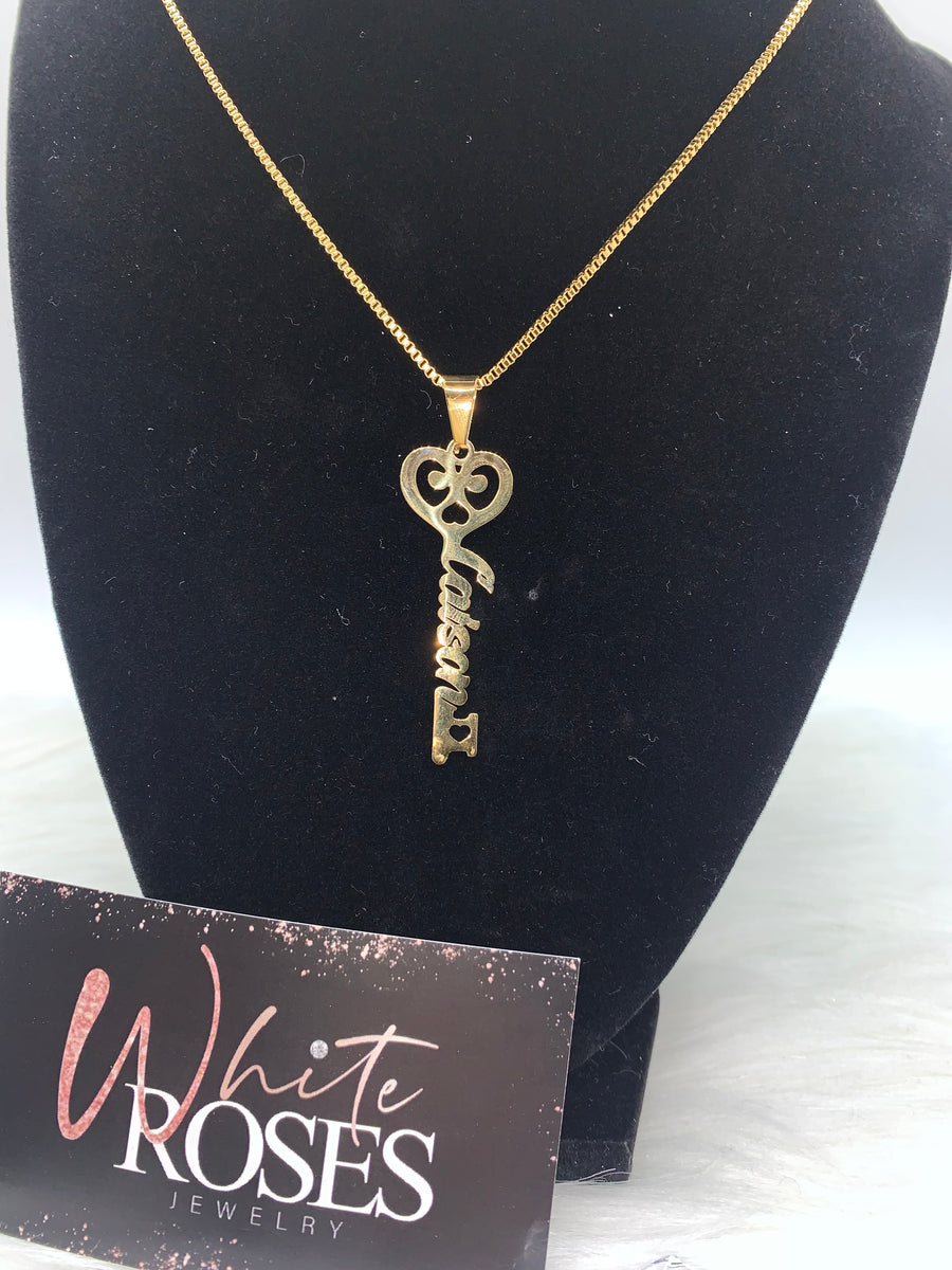 無力化するアンチチート vaultroom key necklace “R” ネックレス