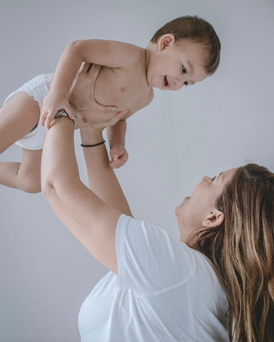 Baby using nateen diapers