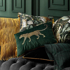 Walking Tiger Green Velvet Pillow Case