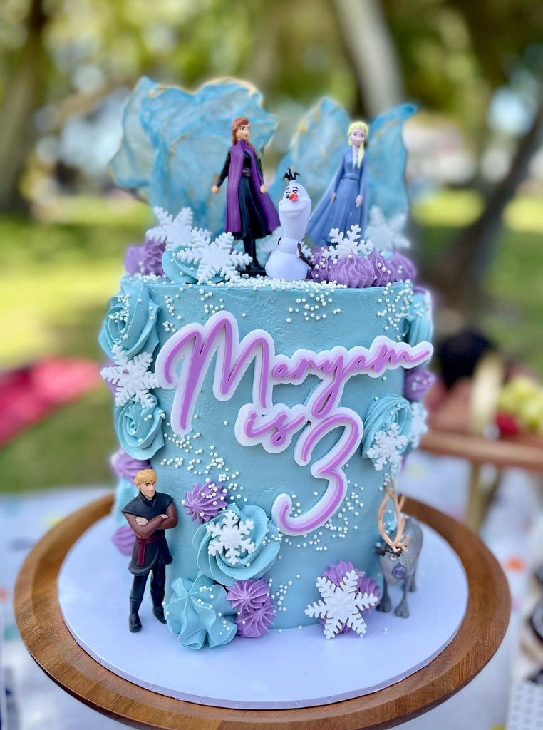 Frozen - Ana and Elsa Frozen Cake, A Customize Frozen cake