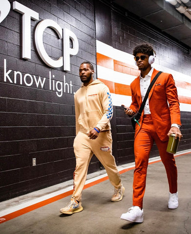 Cleveland Browns Cornerback, Thomas Graham Jr. seen wearing the Homme Femme 500 Crew Pants and Hoodie in tan. 100% Cotton sweatpants with screen printed branding and hemmed leg opening with cord at the bottom for fit adjustments. (via Greg Newsome II's IG Post @gnewsii)