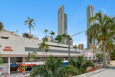 Central Location Surfers Paradise