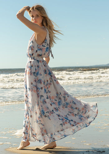 Romantic Marvel Pink Floral Print Halter Neck Maxi Dress