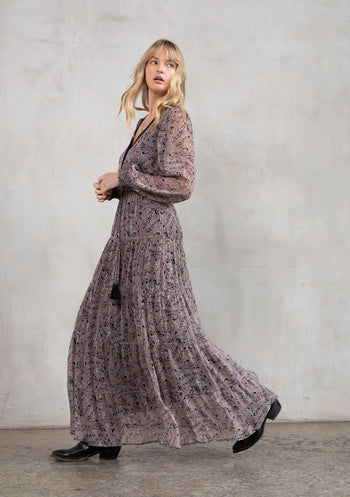 Pin by Stumps&Thistles on My Style  Peasant dress, Long sleeve maxi dress,  Floral knit top