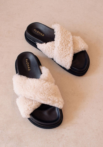 ALOHAS Cloud Shearling Slipper Sandals