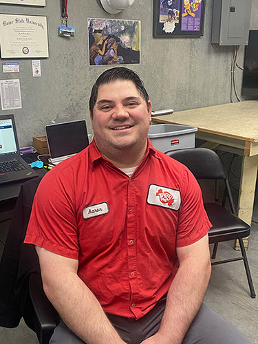 Meet Aaron a Taffy Town taffy shop employee - Experienced artisan salt water taffy candy maker