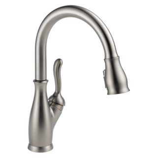 Delta 9178-DST Leland Single Handle Pull-down Kitchen Faucet