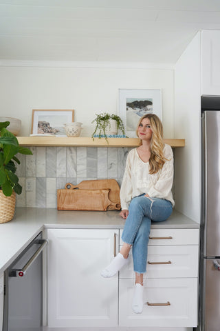 DIY kitchen shelf