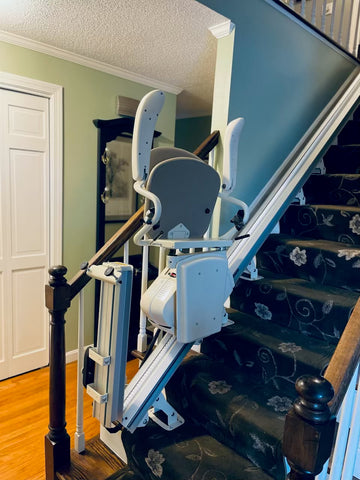 Stairlift Harmar SL300 Pinnacle Stairlift