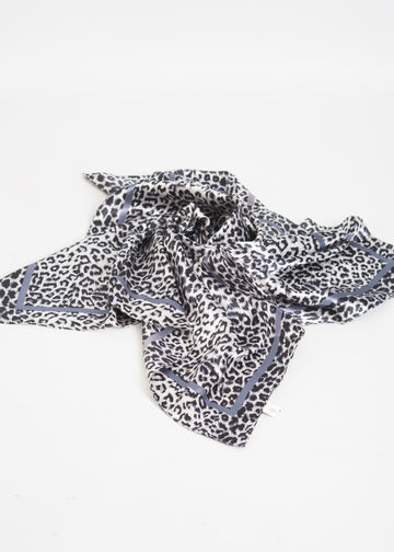 Rose Silver Leopard scarf