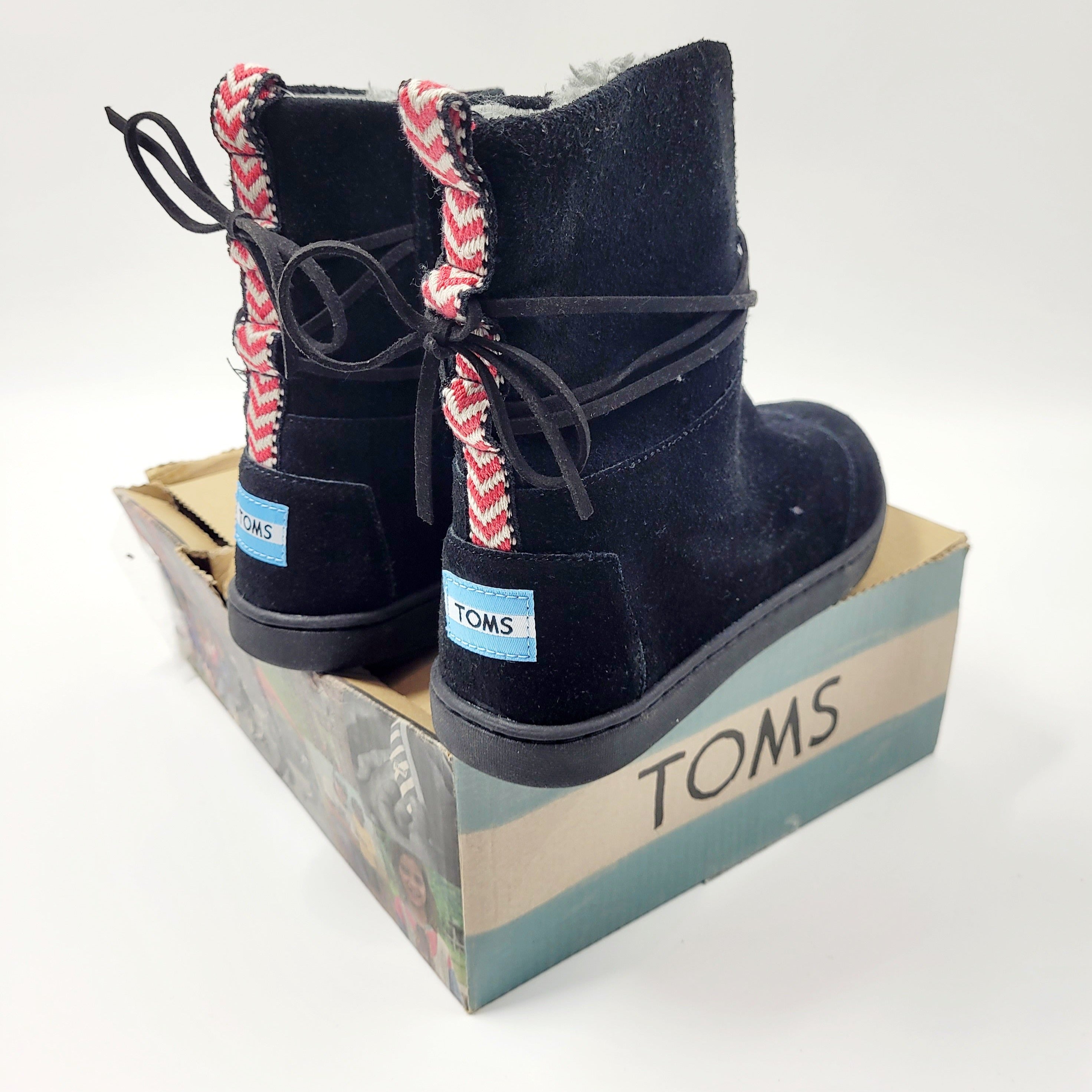 Tiny Toms Nepal Youth Boots in Black 