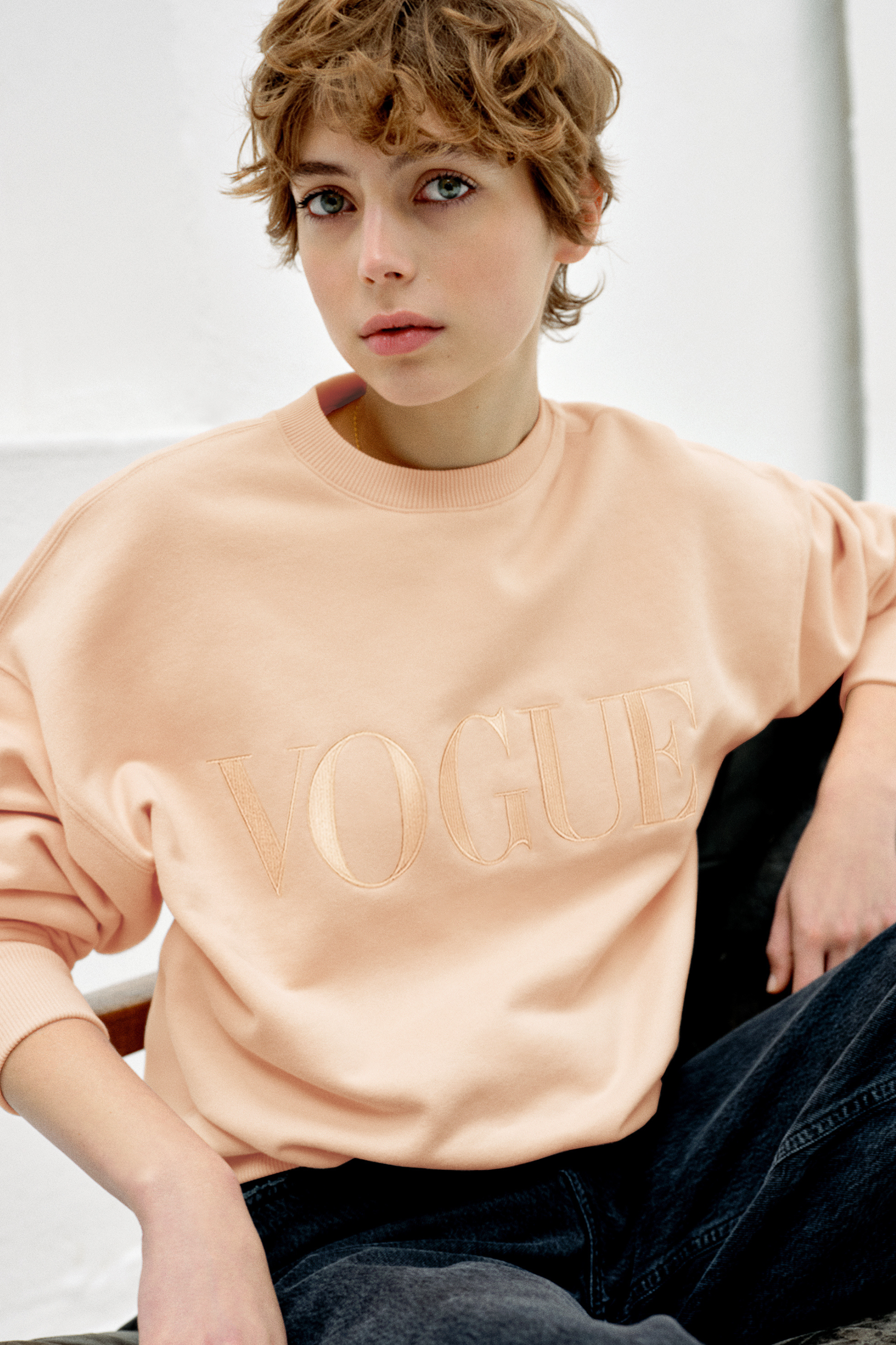 VOGUE Embroidered Sweatshirt in Ballet Pink