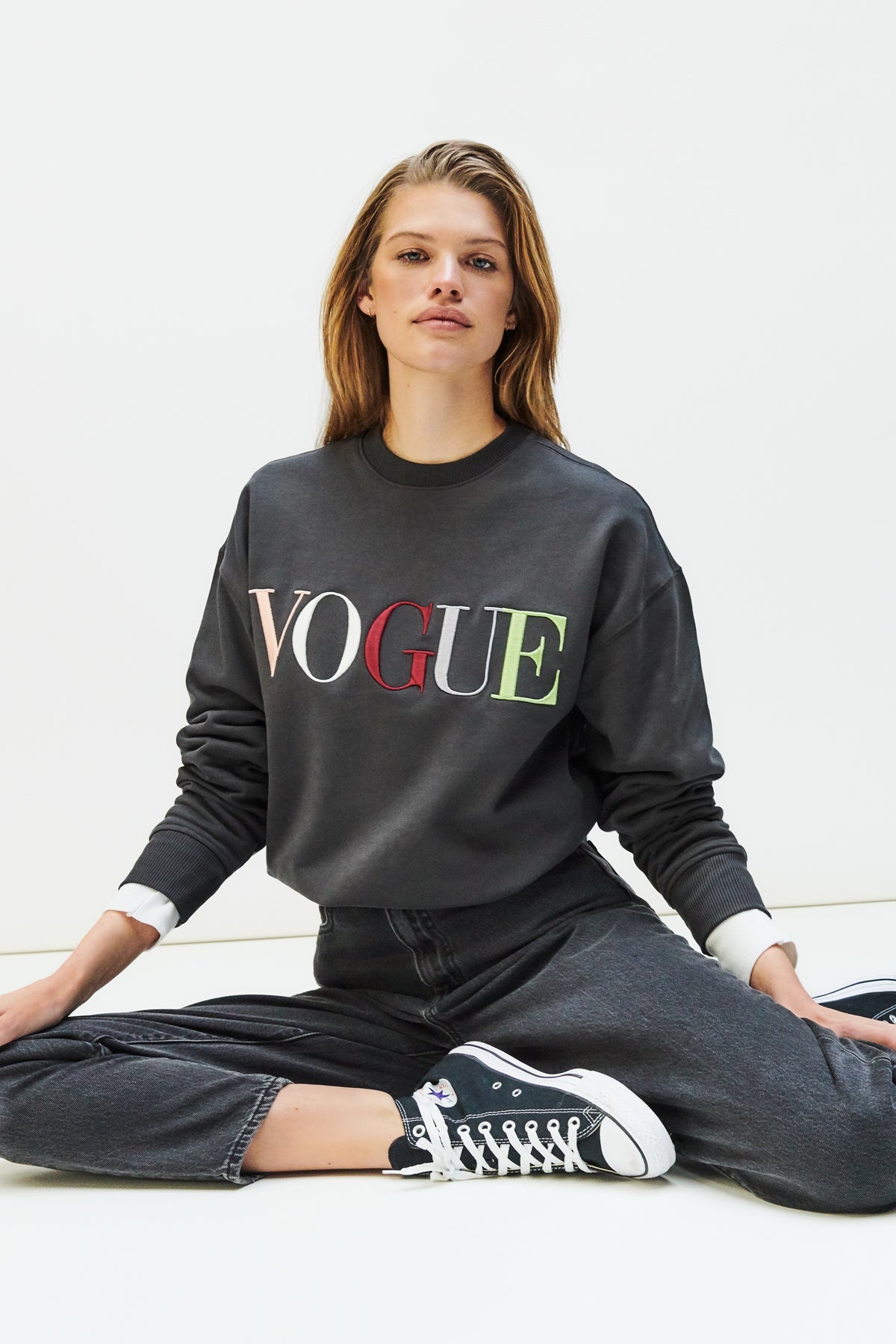 VOGUE Embroidered Rainbow Sweatshirt in Washed Black