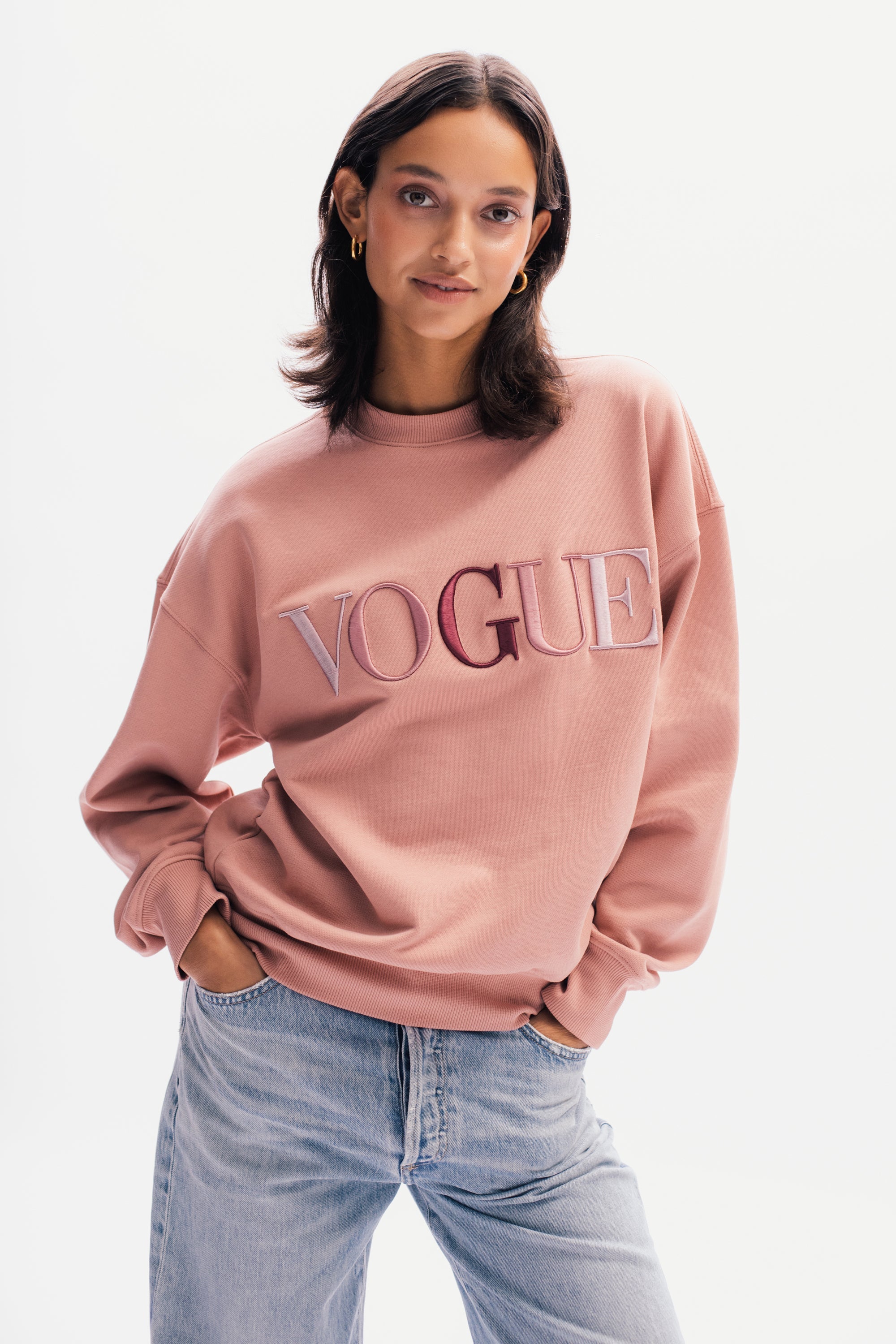 VOGUE Sweatshirt Ash Rose with Rainbow Logo Embroidery