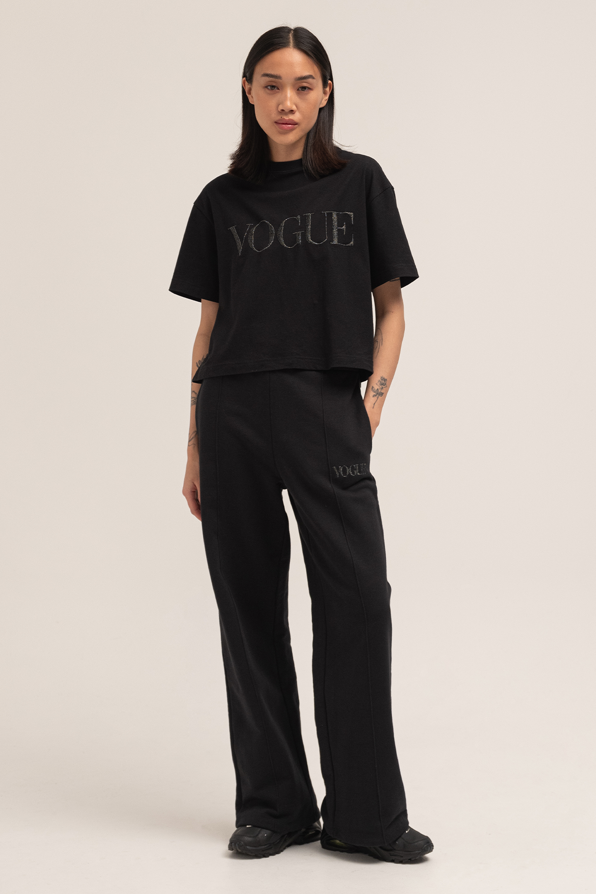 VOGUE Sweatpants Black with Sparkling Logo Embroidery