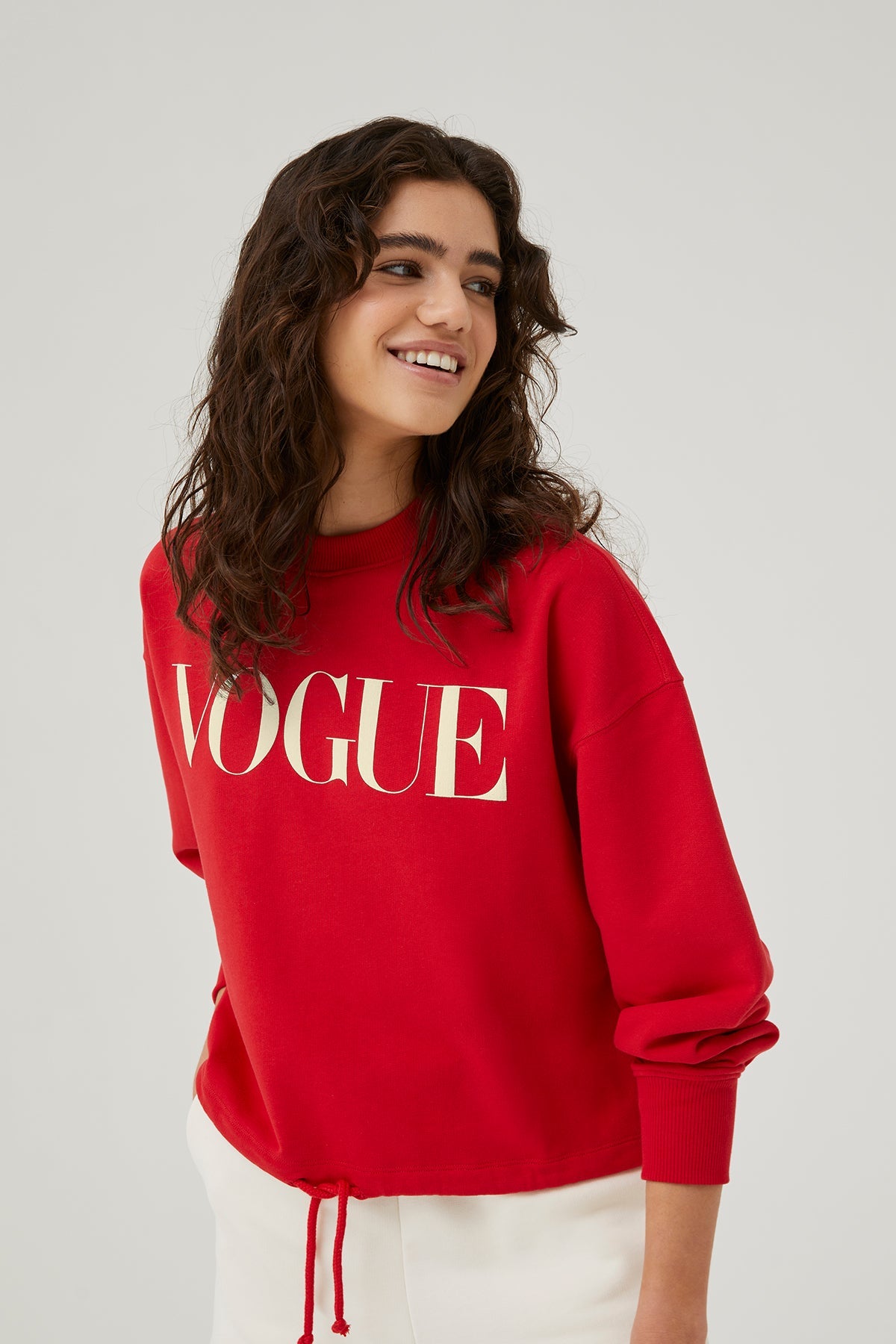 VOGUE Sweatshirt Retro Red Sweatshirt with Drawstring