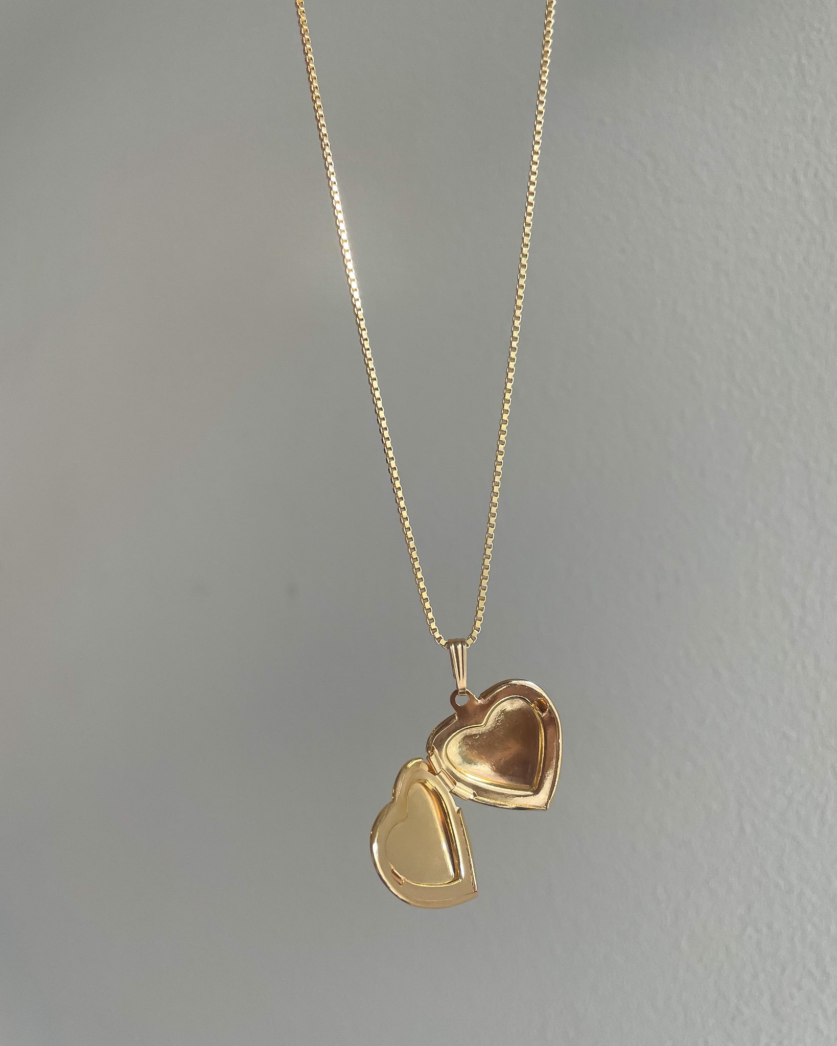 Locket necklace – Shop Canela Vintage