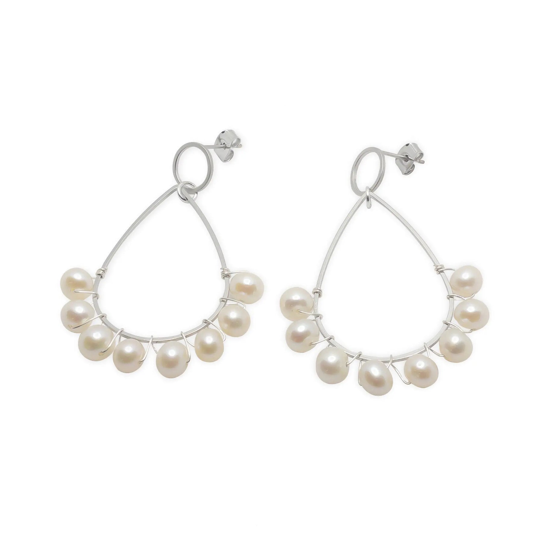Queen pearl earrings