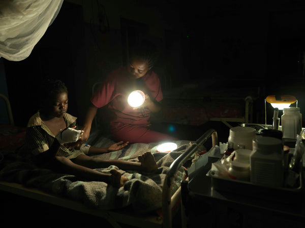 Using solar light in african hospital