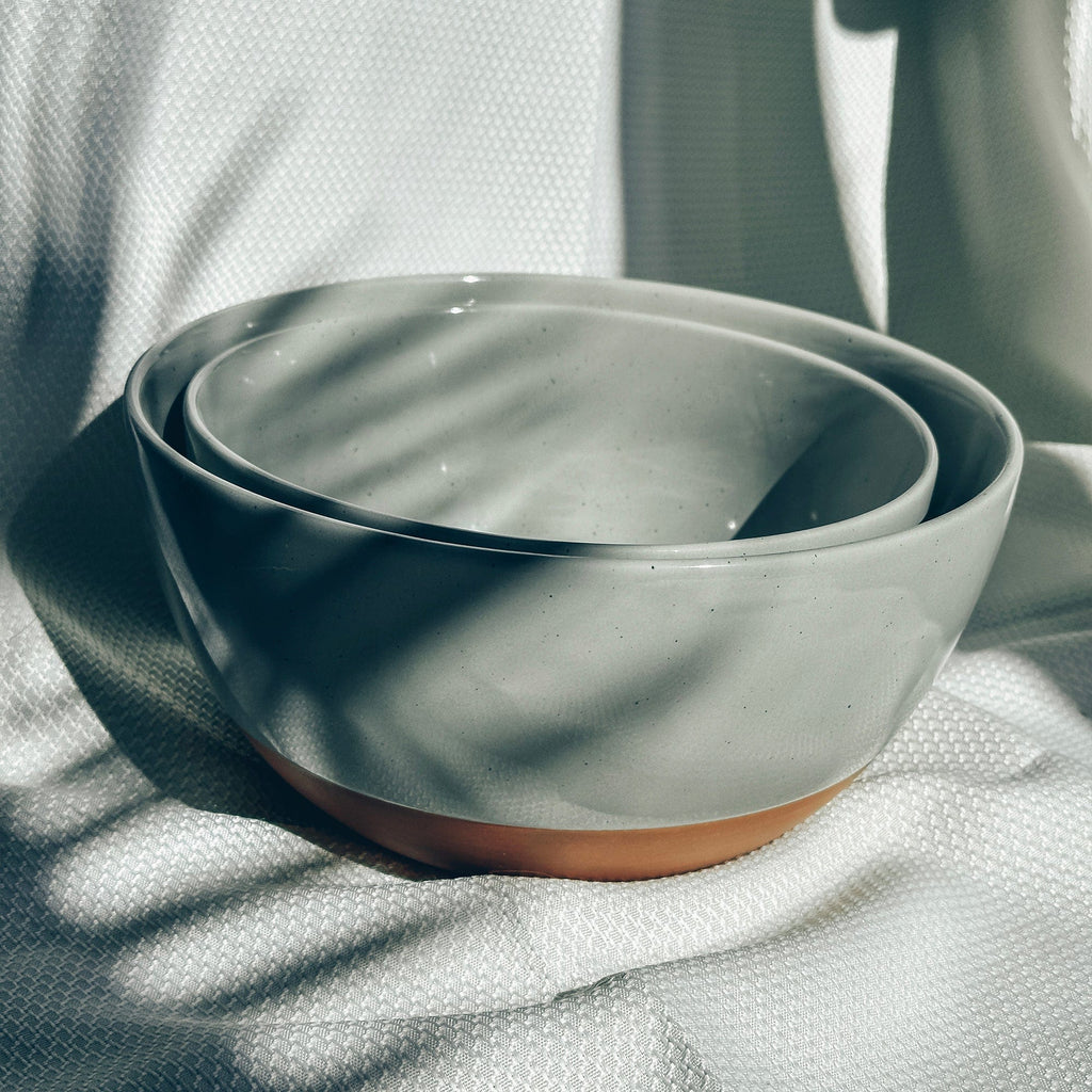 Large Mixing Bowls Set of 2 - 5.5 & 3.6 Qt - Earl Grey – MORA CERAMICS