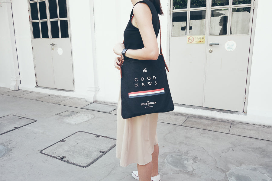 Bag available in black too.