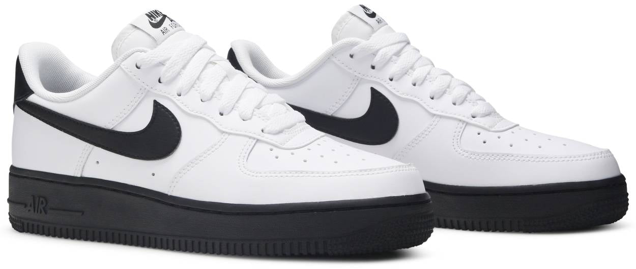 air force 1 black with white sole