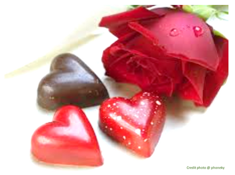 Rose pétales coeurs chocolat amour
