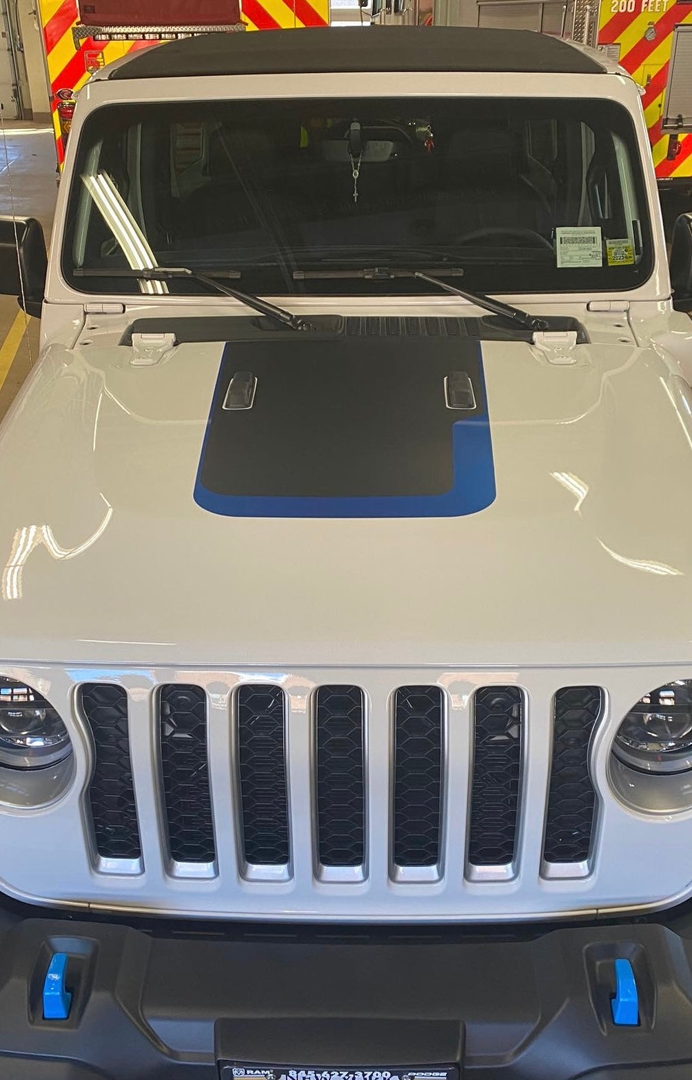 Jeep 4Xe Hood Graphics – Underground Graphics