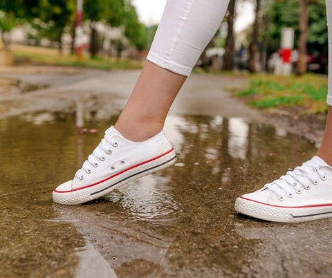 how to waterproof sneakers