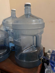 5-gallon-water-jug-with-spout-bacteria-experiment-placement2