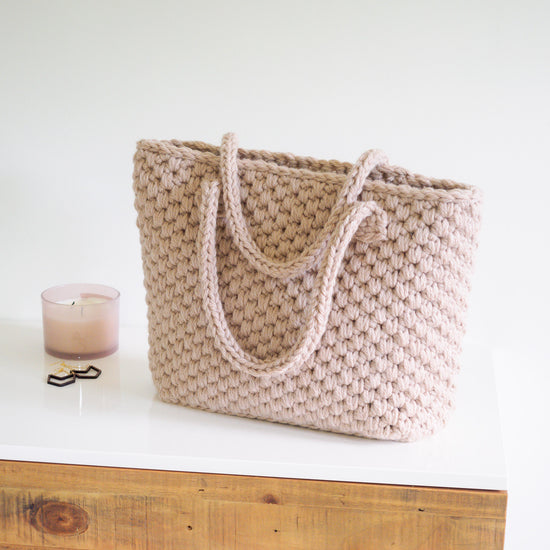 Riviera Tote Crochet Pattern - One Dog Woof