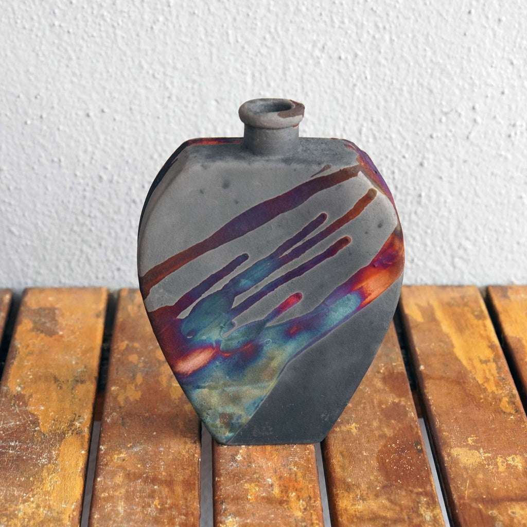 RAAQUU Nozomu raku fired pottery vase