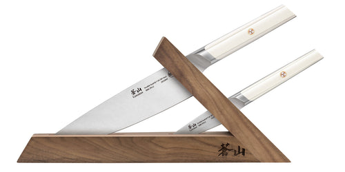 Side profile of the EVEREST Series 3 piece TAI knife combo in white handles..