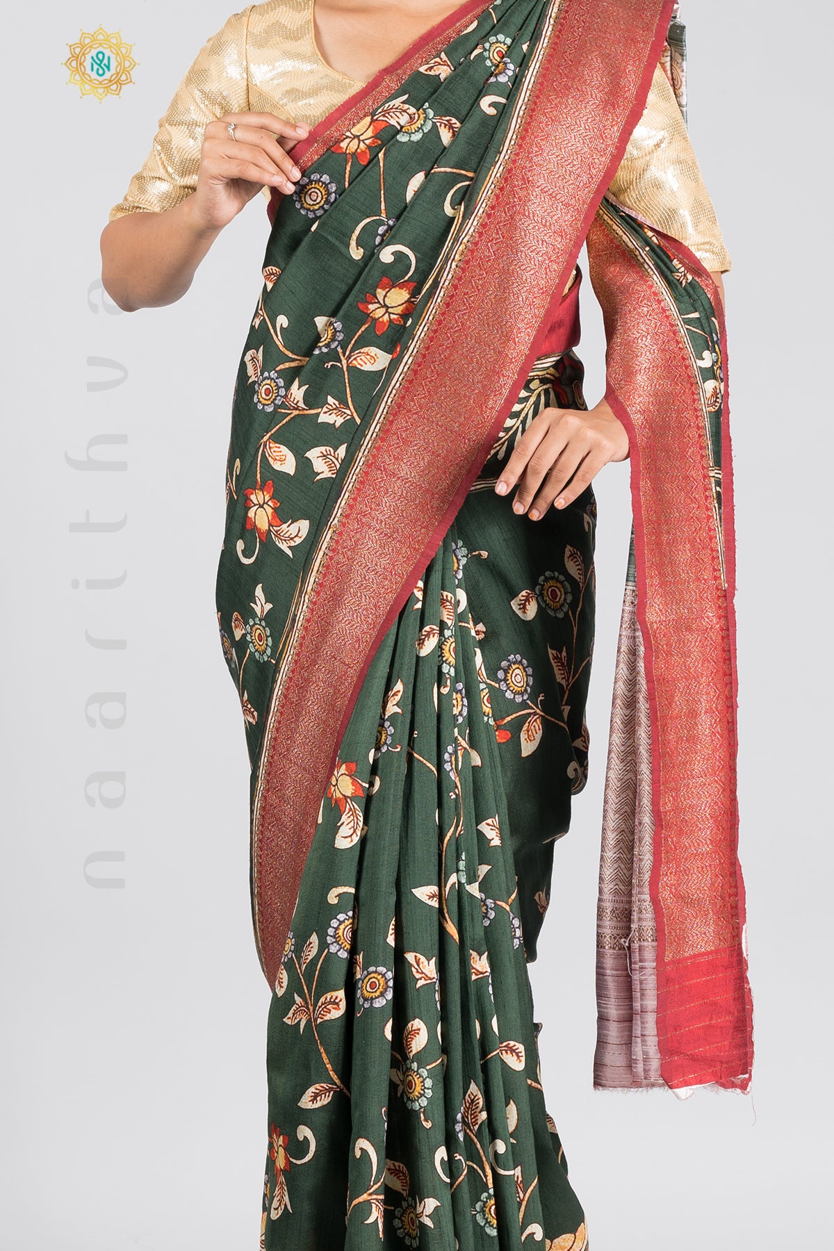 Master the Saree draping art with pure handloom silk sarees – Piharwa India