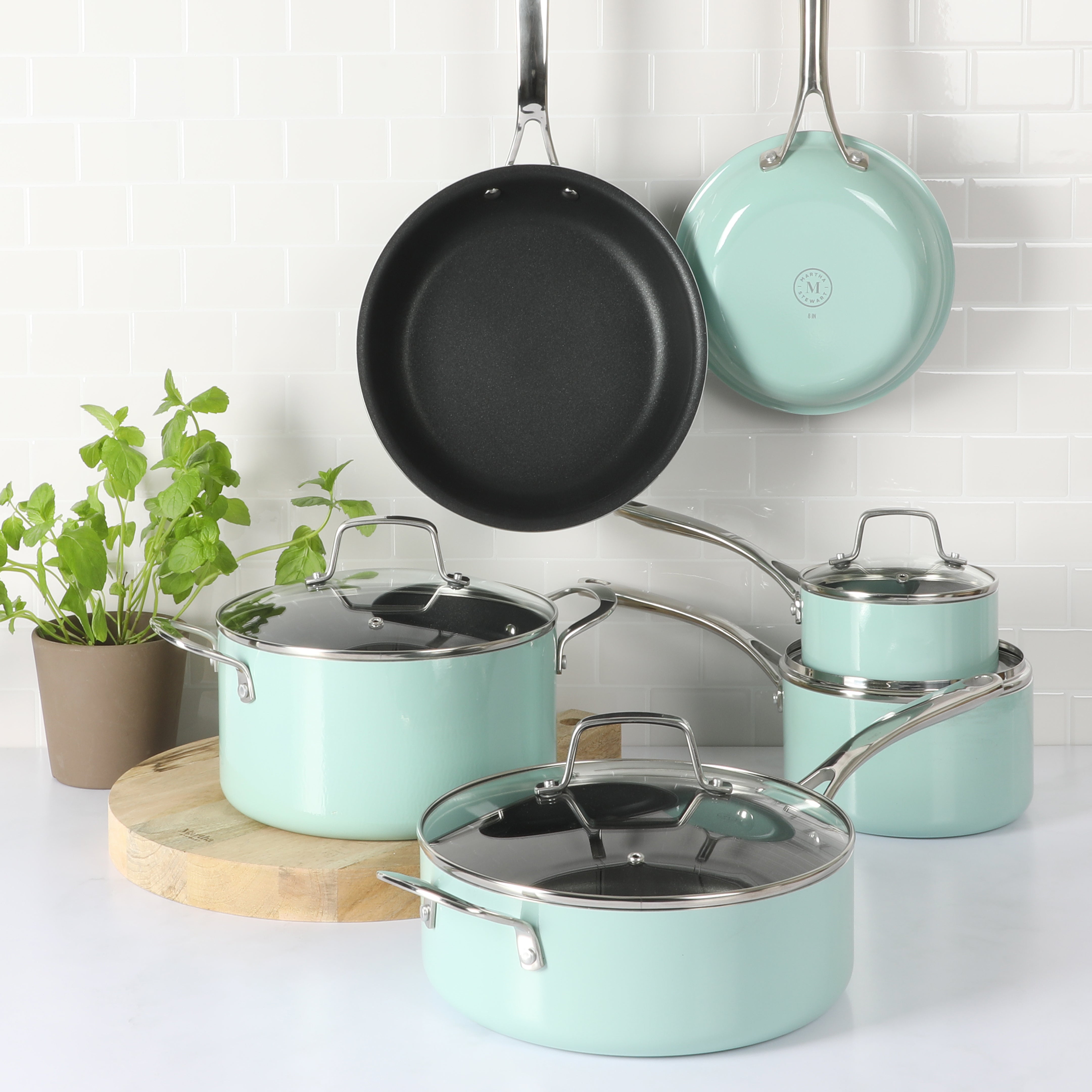 5 QT Martha Stewart Enameled Cast Iron Dutch Oven – R & B Import