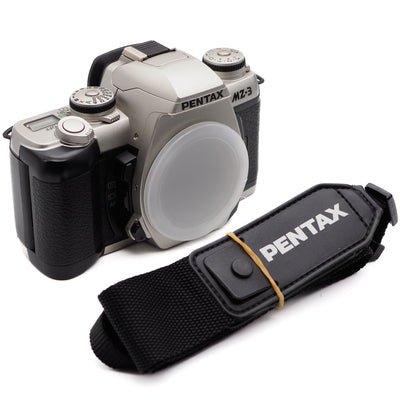Pentax MZ-3 35mm SLR Camera Set (SMC Pentax-FA 50mm f/1.4